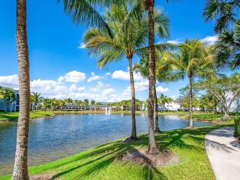 Palm Trace Landings Apartments apartments in Davie, FL – photo 72