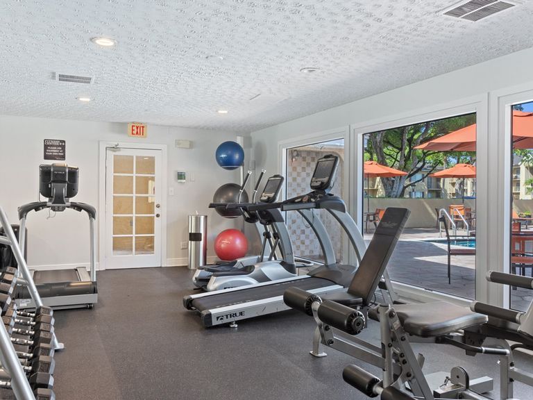 Palmetto Place apartments in Miami, FL – photo 7