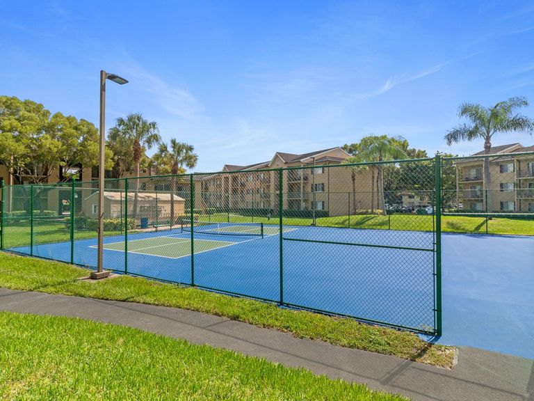 Palmetto Place apartments in Miami, FL – photo 8