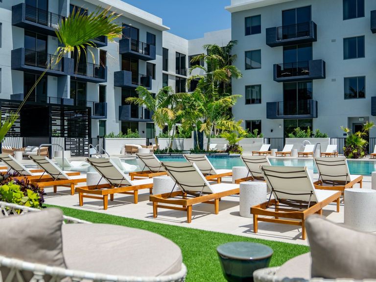 Parklyn apartments in Oakland Park, FL – photo 19