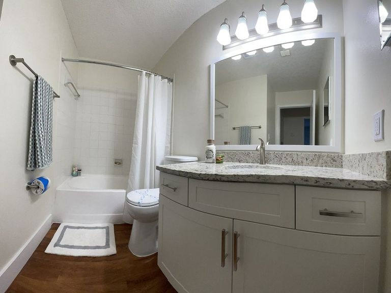 Pepper Cove Apartments apartments in Miami, FL – photo 16