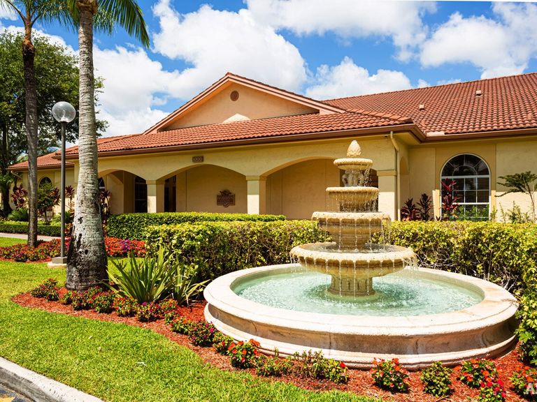 Pepper Cove Apartments apartments in Miami, FL – photo 8