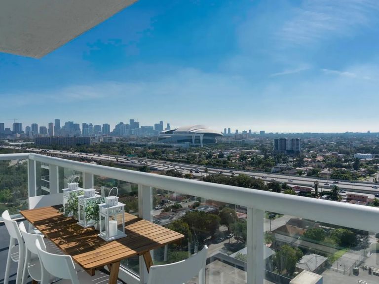 Pier 19 Residences and Marina apartments in Miami, FL – photo 21