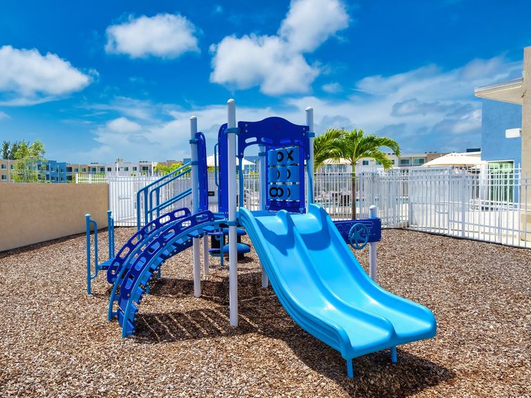 Pine Groves Apartments apartments in Homestead, FL – photo 8