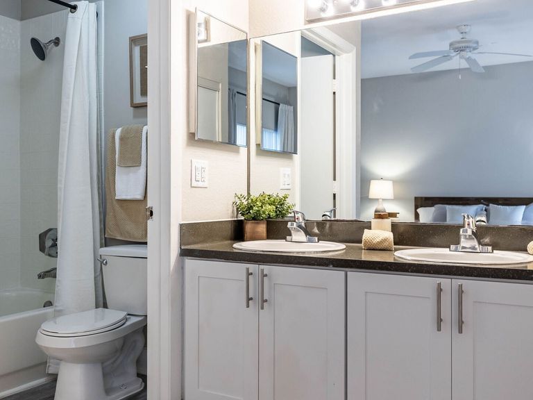 Pinebrook Pointe apartments in Margate, FL – photo 22