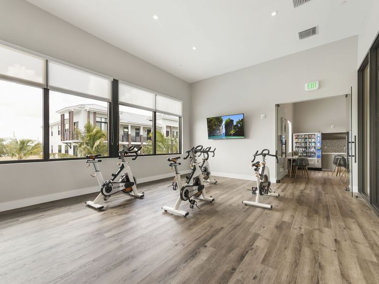 Pines Garden at City Center apartments in Pembroke Pines, FL – photo 7