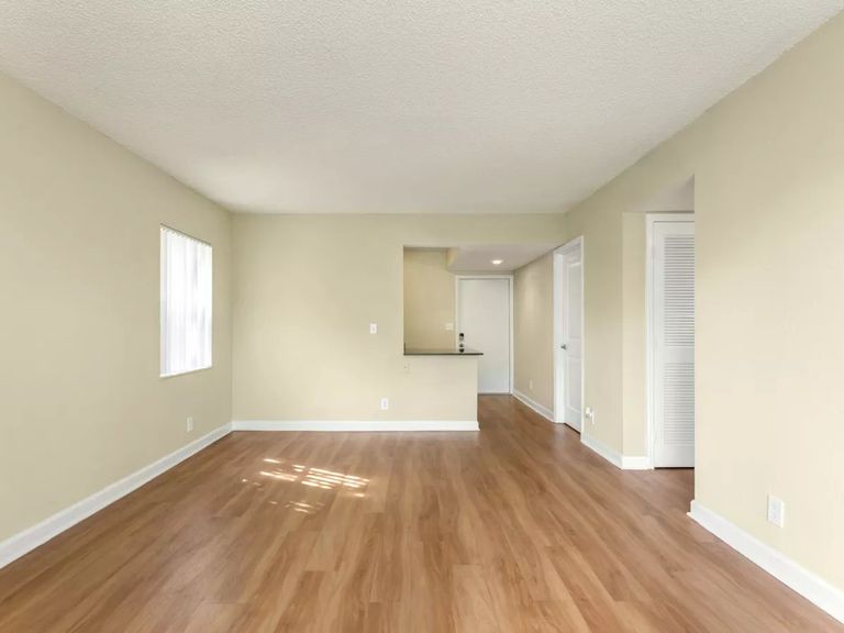Plantation Gardens apartments in Plantation, FL – photo 24