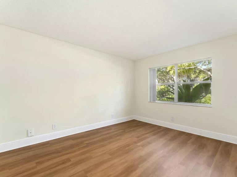 Plantation Gardens apartments in Plantation, FL – photo 29
