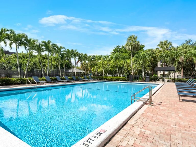 Plantation Gardens apartments in Plantation, FL – photo 41