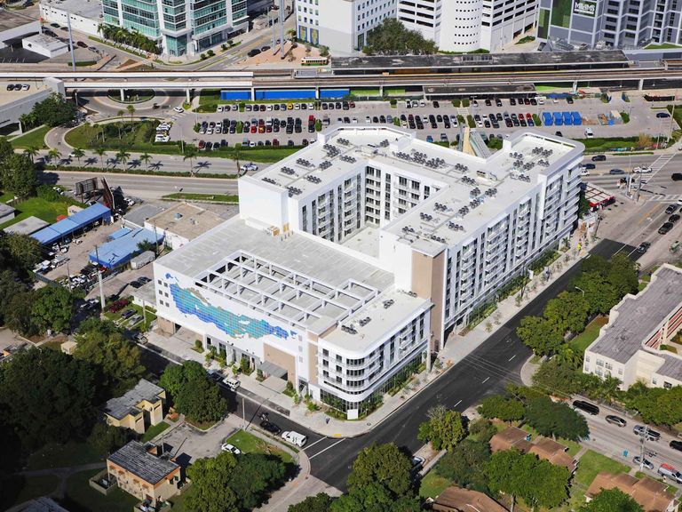 Platform 3750 Apartment Homes apartments in Coconut Grove, FL – photo 26