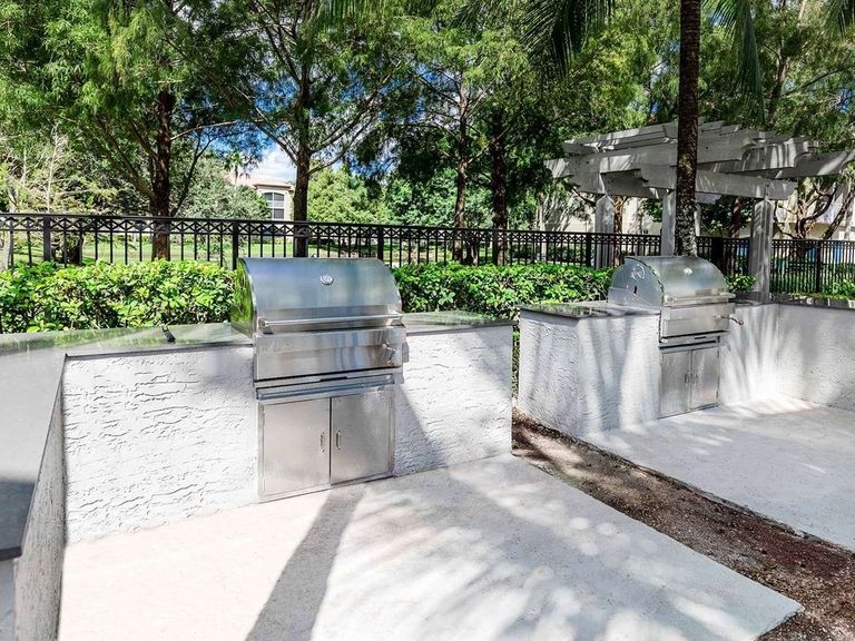 Polo Glen Apartment Homes apartments in Plantation, FL – photo 14