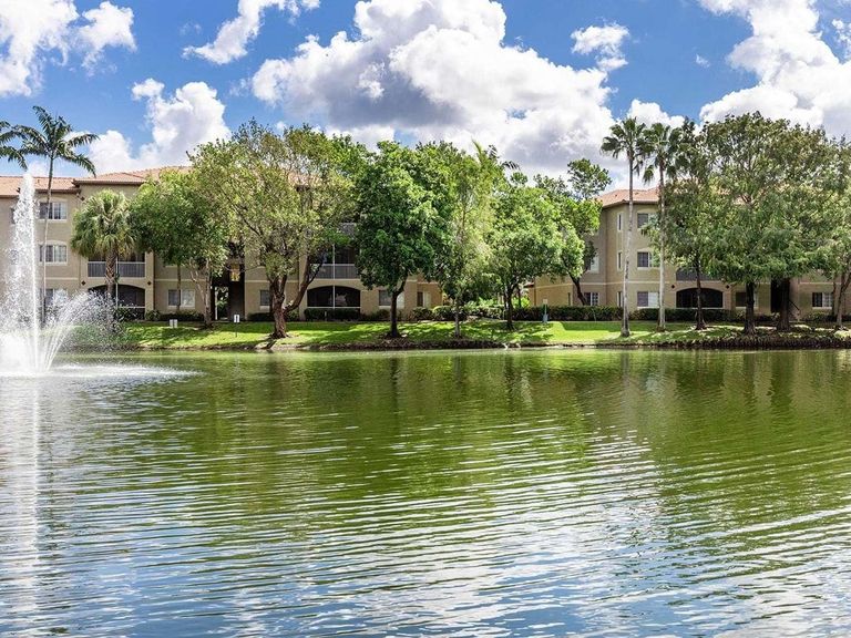 Polo Glen Apartment Homes apartments in Plantation, FL – photo 24