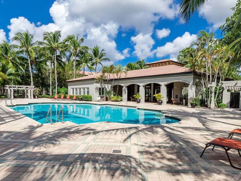 Polo Glen Apartment Homes apartments in Plantation, FL – photo 25