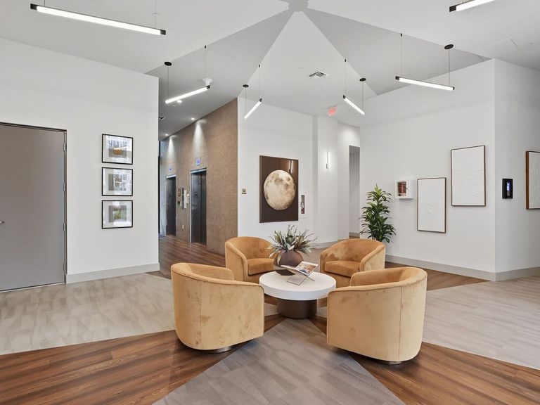 Quail Roost Station apartments in Miami, FL – photo 15