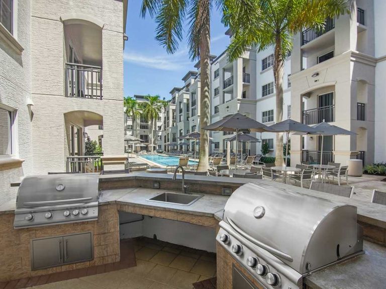 Red Road Commons apartments in Miami, FL – photo 10