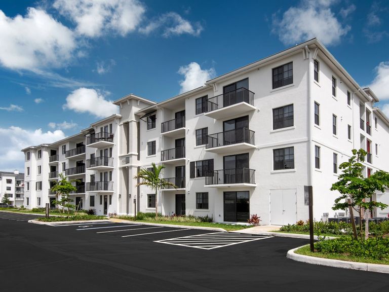 Riverland Apartments apartments in Fort Lauderdale, FL – photo 41