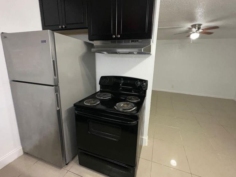 Riverside Manor apartments in Fort Lauderdale, FL – photo 7