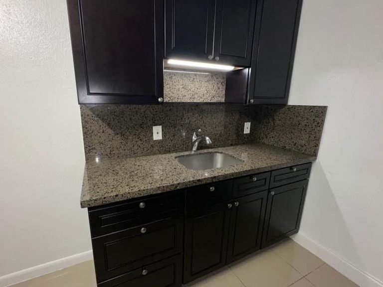 Riverside Manor apartments in Fort Lauderdale, FL – photo 9