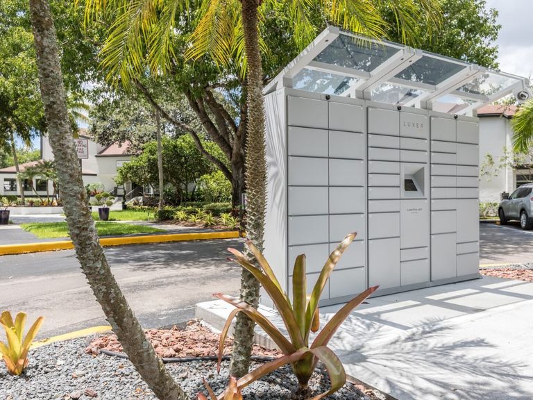 Rosemont Siena Cove apartments in Plantation, FL – photo 8