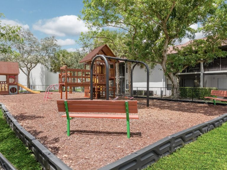 Rosemont Siena Cove apartments in Plantation, FL – photo 10