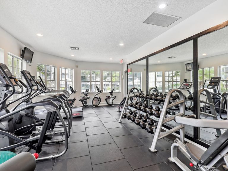 Sabal Pointe apartments in Coral Springs, FL – photo 23