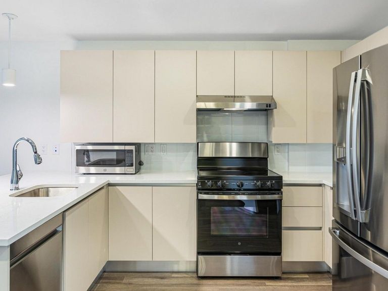 Sawyer’s Walk apartments in Miami, FL – photo 7