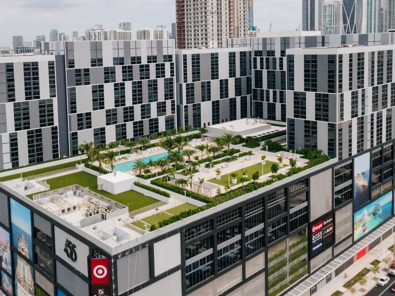 Sawyer’s Walk apartments in Miami, FL – photo 13