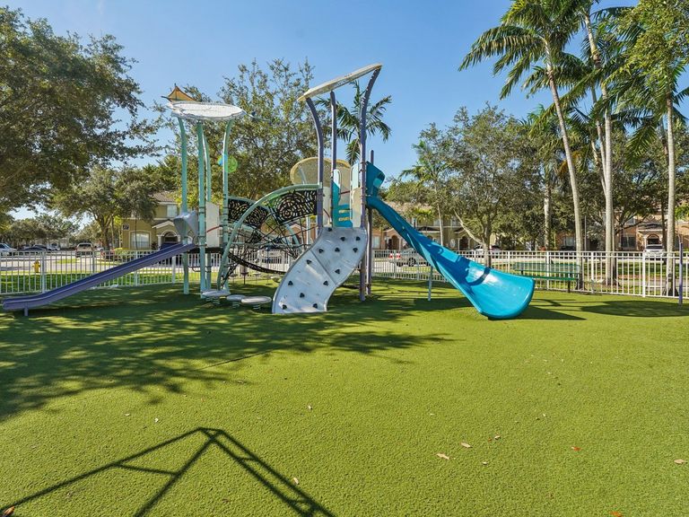 Seascape Pointe Townhomes apartments in Homestead, FL – photo 7