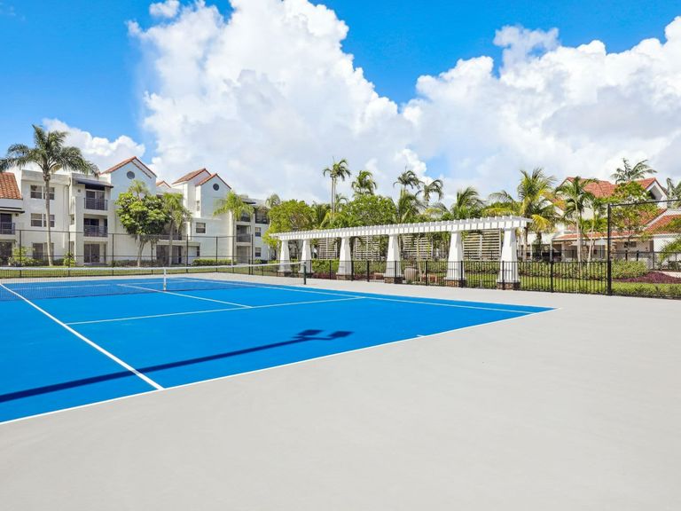 Sheridan Ocean Club Apartments apartments in Dania Beach, FL – photo 27