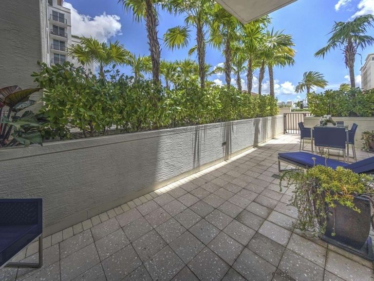 Sofia Coral Gables apartments in Coral Gables, FL – photo 18