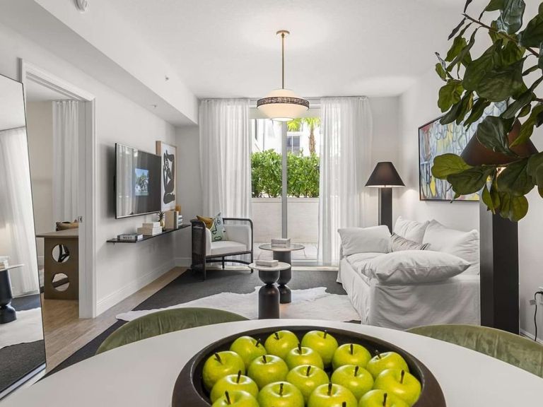 Sofia Coral Gables apartments in Coral Gables, FL – photo 26