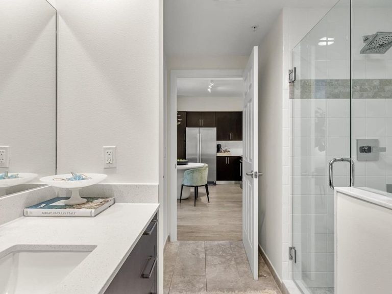 Sofia Coral Gables apartments in Coral Gables, FL – photo 32