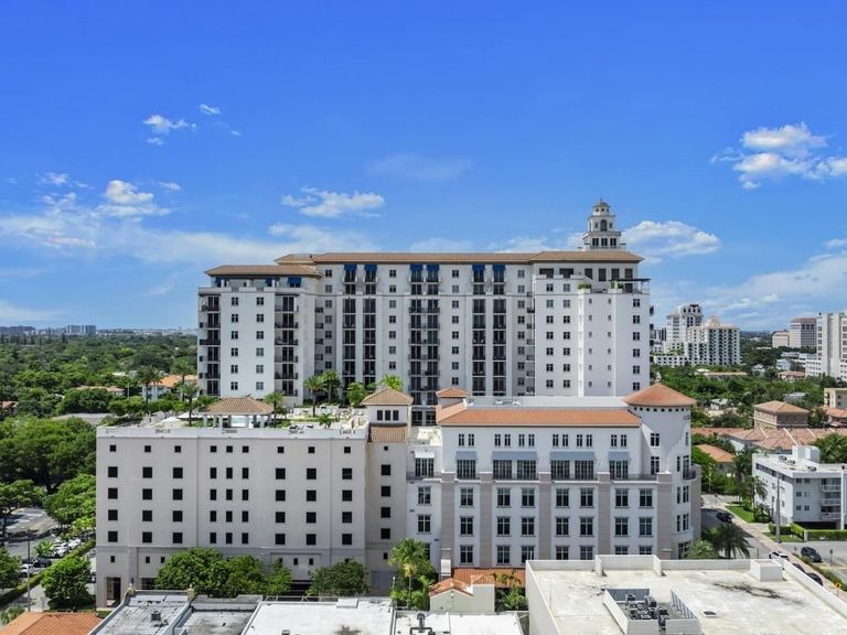 Sofia Coral Gables apartments in Coral Gables, FL – photo 50