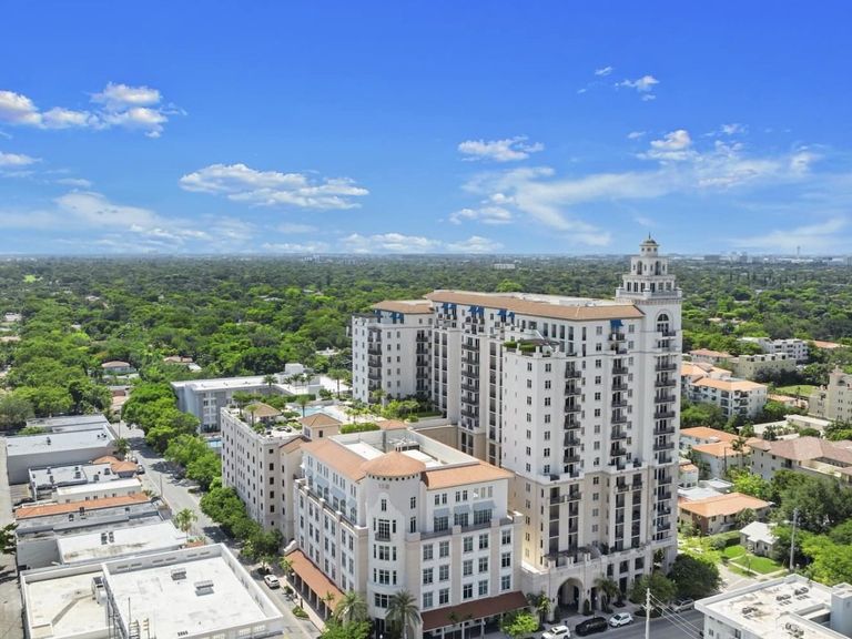 Sofia Coral Gables apartments in Coral Gables, FL – photo 54