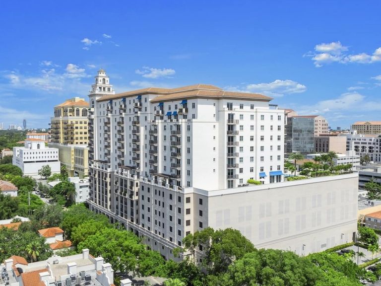 Sofia Coral Gables apartments in Coral Gables, FL – photo 55