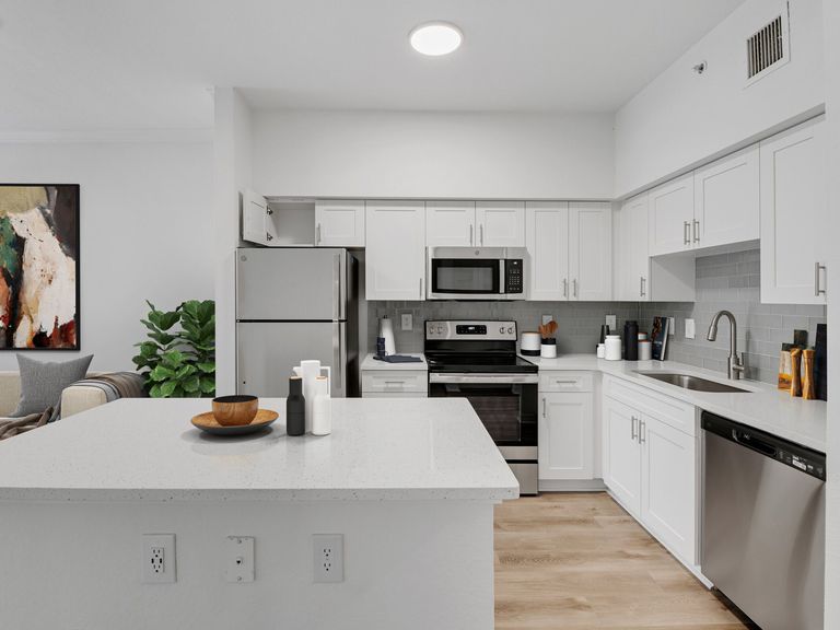 Solano at Miramar apartments in Miramar, FL – photo 8
