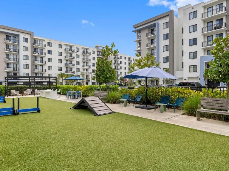 Solena Miramar apartments in Miramar, FL – photo 23