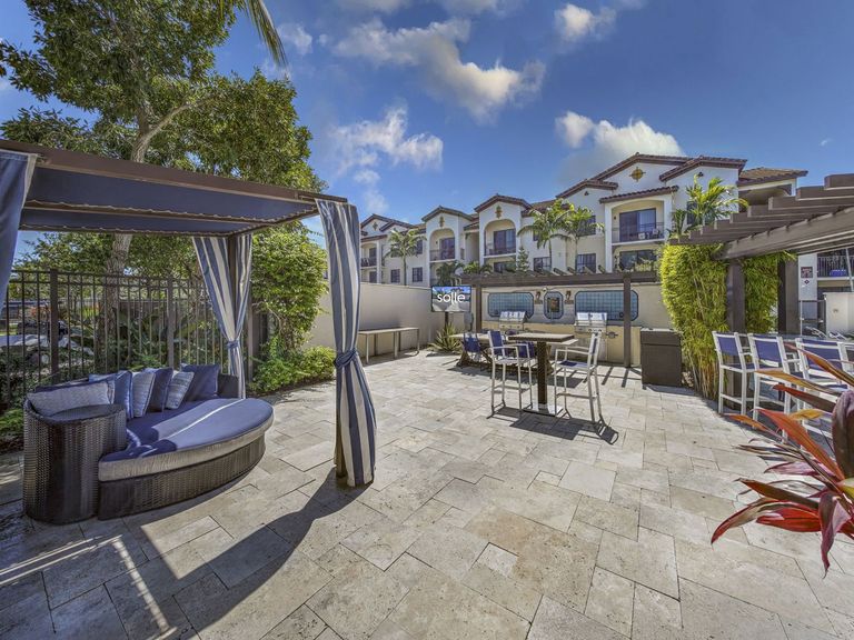 Solle Davie Luxury Apartments apartments in Davie, FL – photo 9