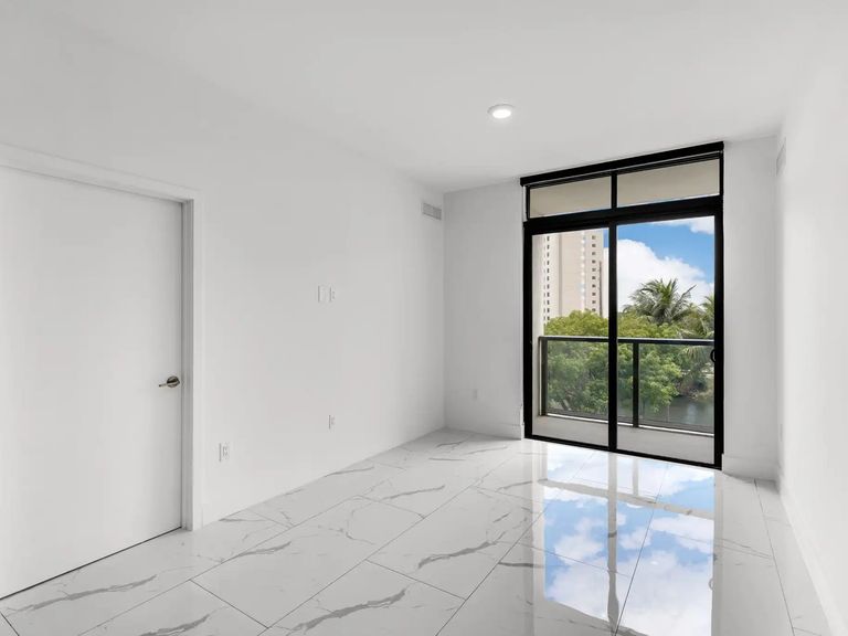 Springs Town Center apartments in Miami Springs, FL – photo 8