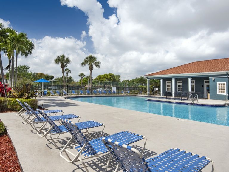 Sunny Lake Apartments apartments in Lauderhill, FL – photo 16