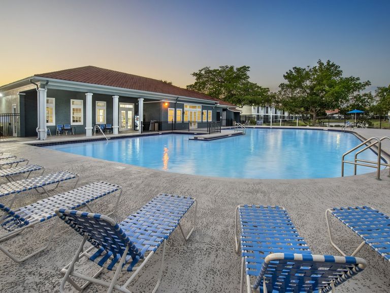 Sunny Lake Apartments apartments in Lauderhill, FL – photo 17
