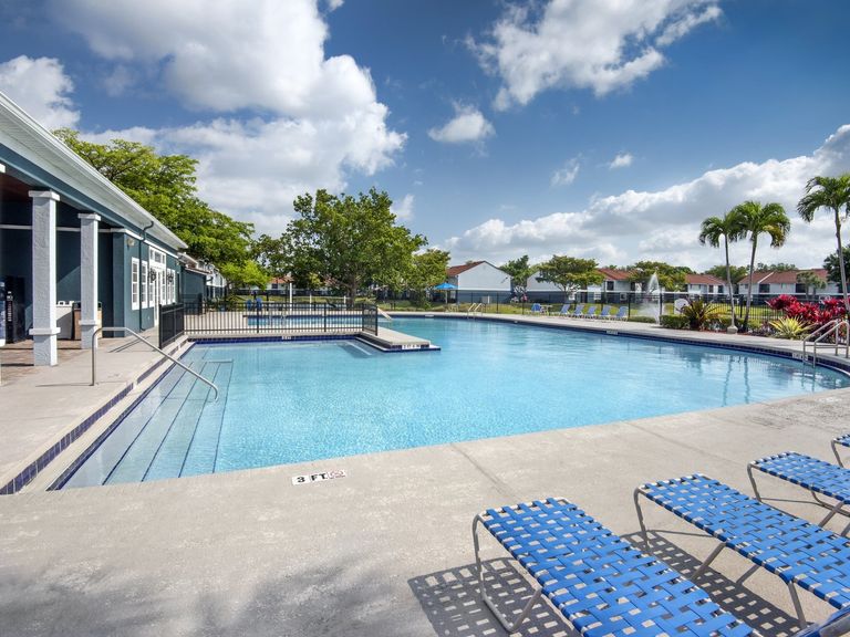 Sunny Lake Apartments apartments in Lauderhill, FL – photo 9