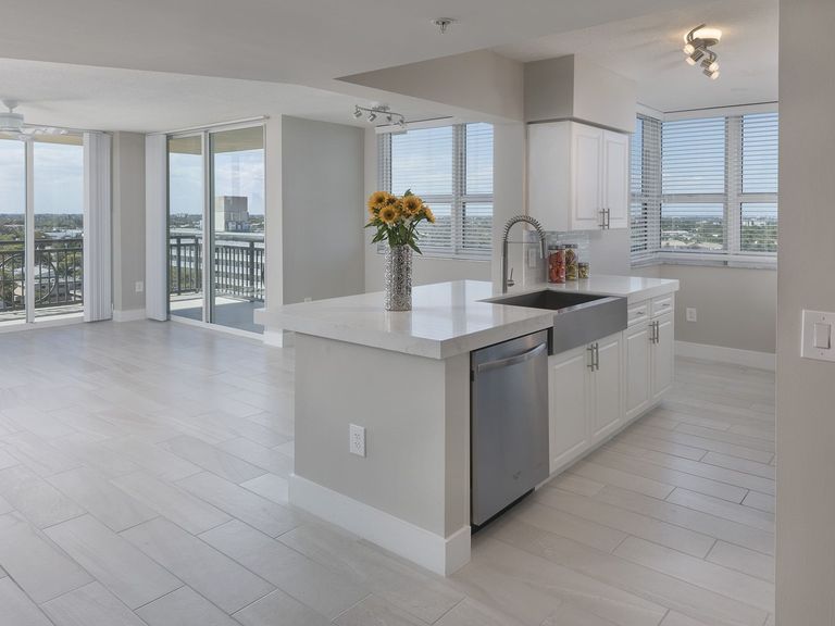 Sunrise Harbor apartments in Fort Lauderdale, FL – photo 10