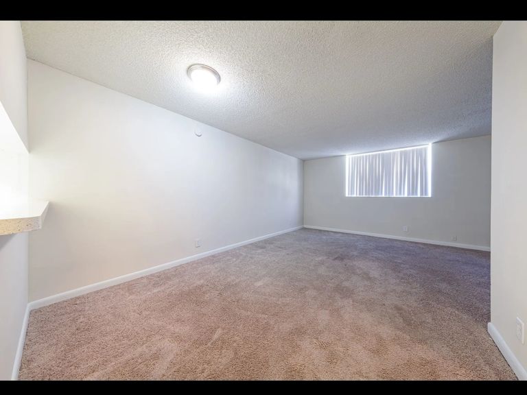 Sunset Palms Apartments apartments in Hollywood, FL – photo 30