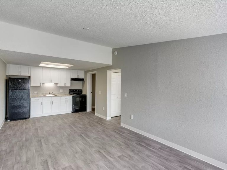 Sunset Way apartments in Miami, FL – photo 10