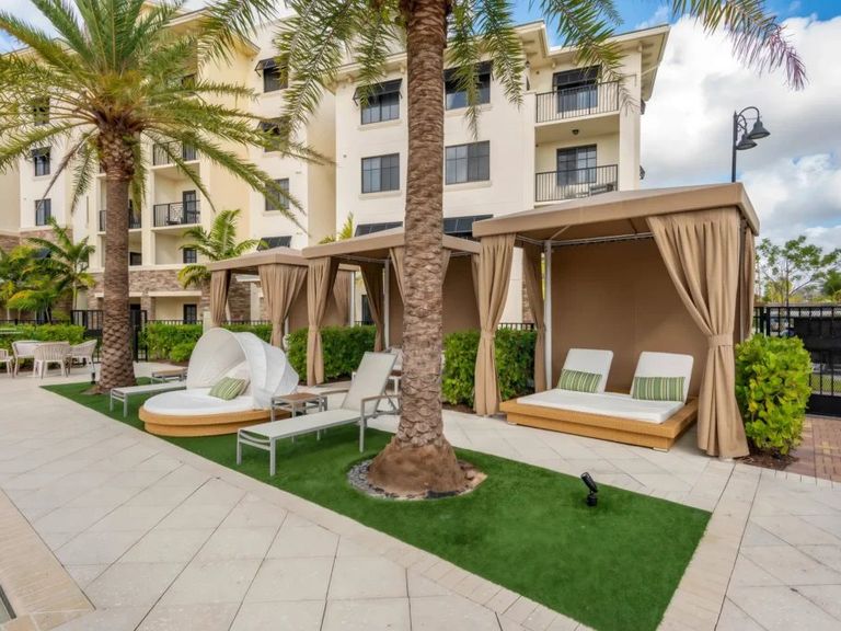 The Ellery apartments in Plantation, FL – photo 19