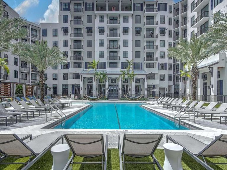 The Ellsworth apartments in Plantation, FL – photo 28