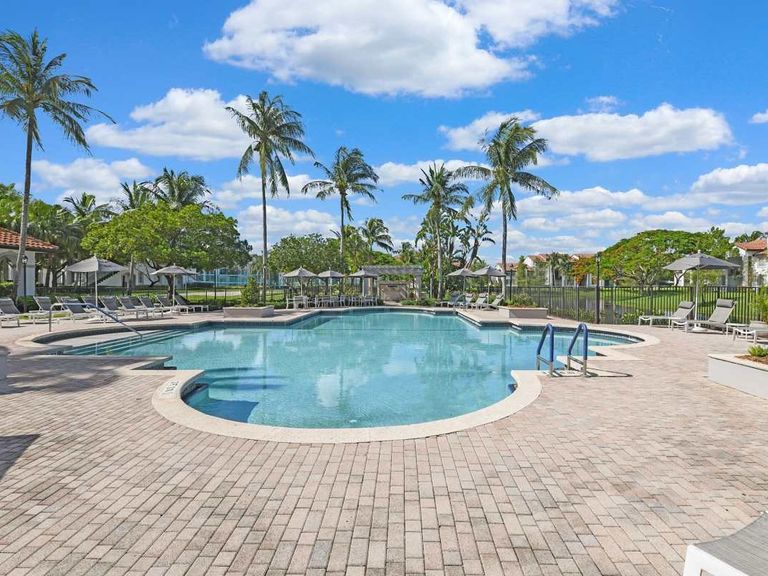 The Enclave Apartments at Waterways apartments in Deerfield Beach, FL – photo 30