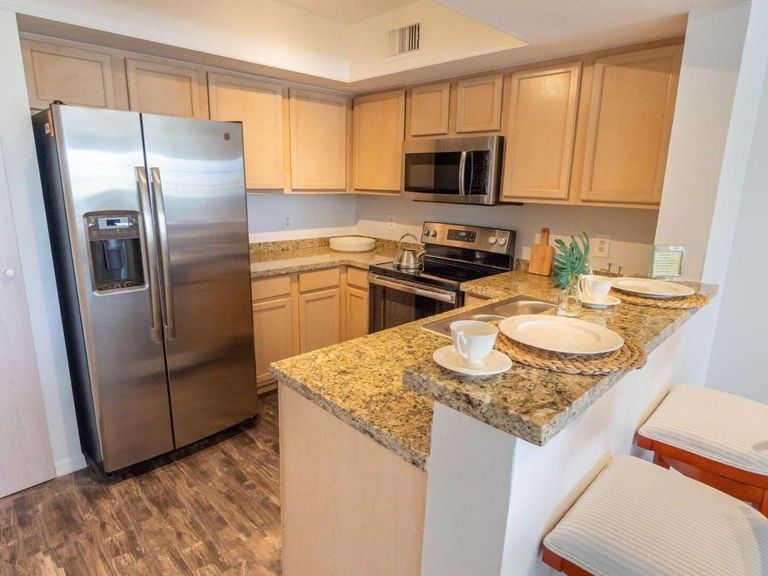 The Falls At Marina Bay apartments in Fort Lauderdale, FL – photo 11