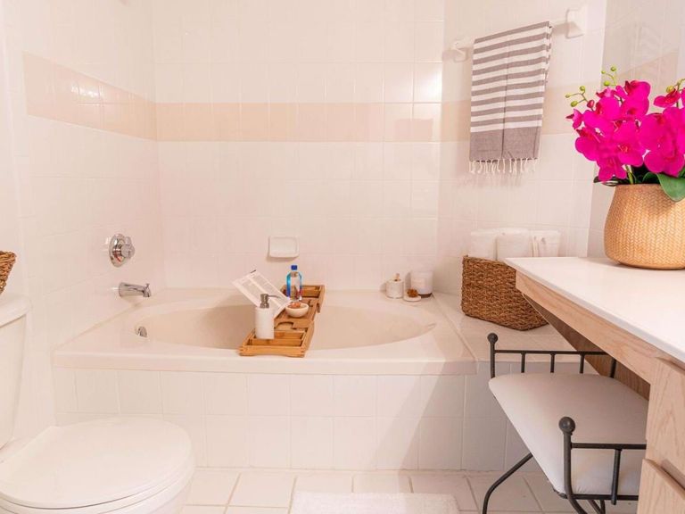 The Falls At Marina Bay apartments in Fort Lauderdale, FL – photo 14